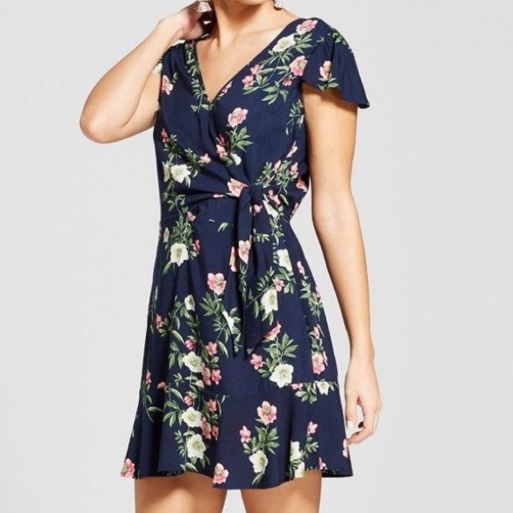 XHILARATION | Navy Floral Mini Wrap Dress